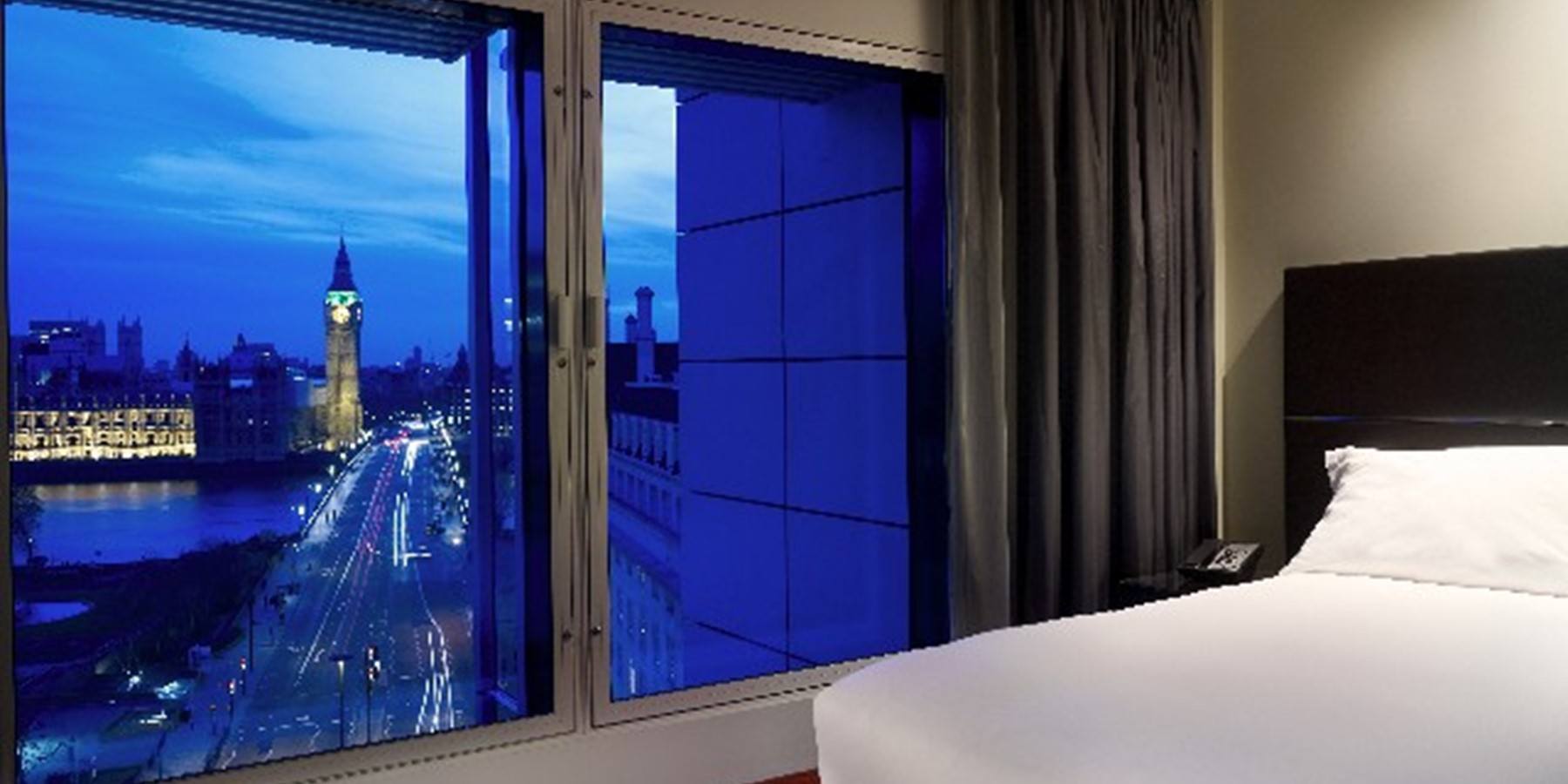 park plaza view of big ben