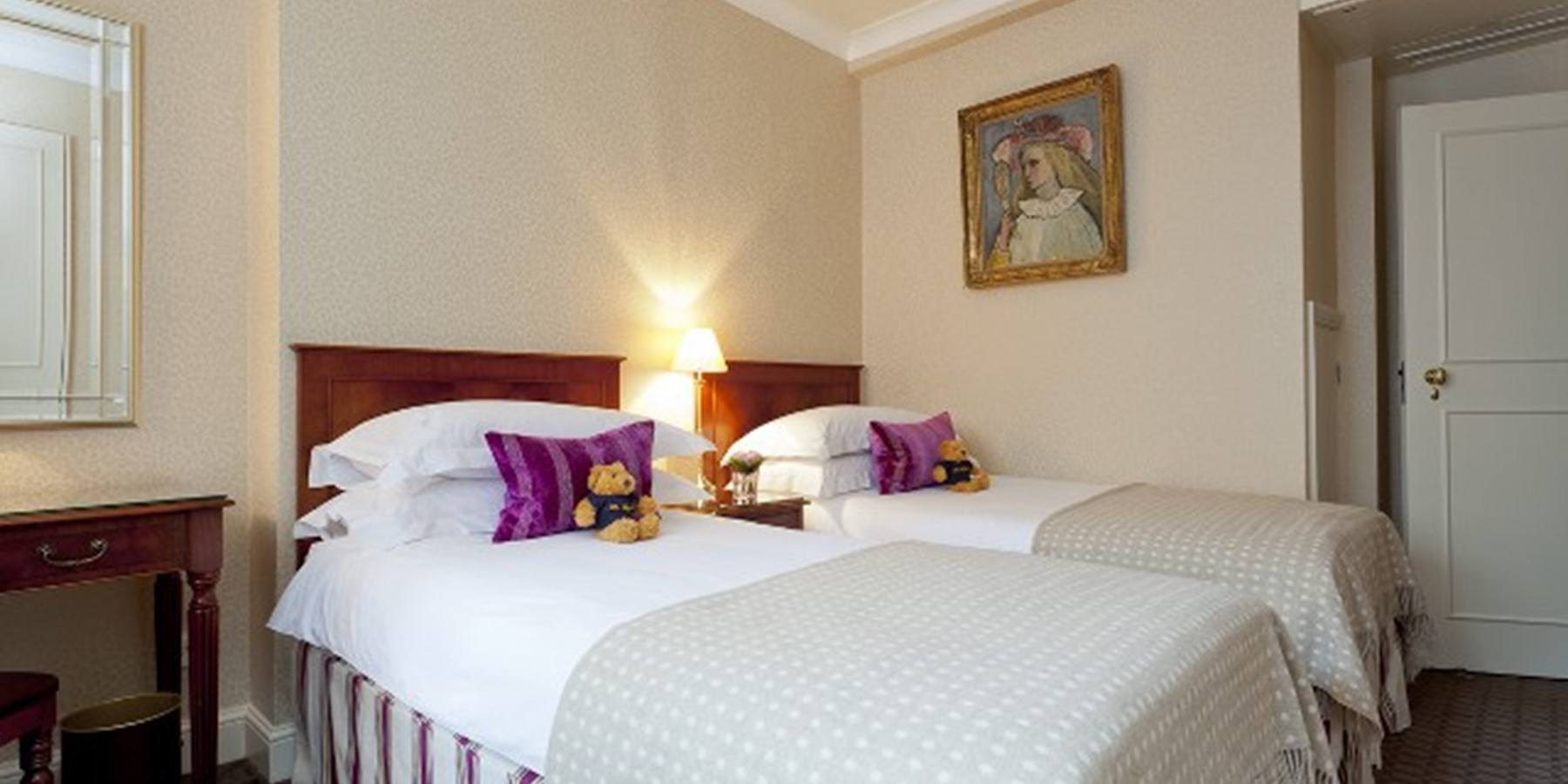 Capital Hotel twin beds