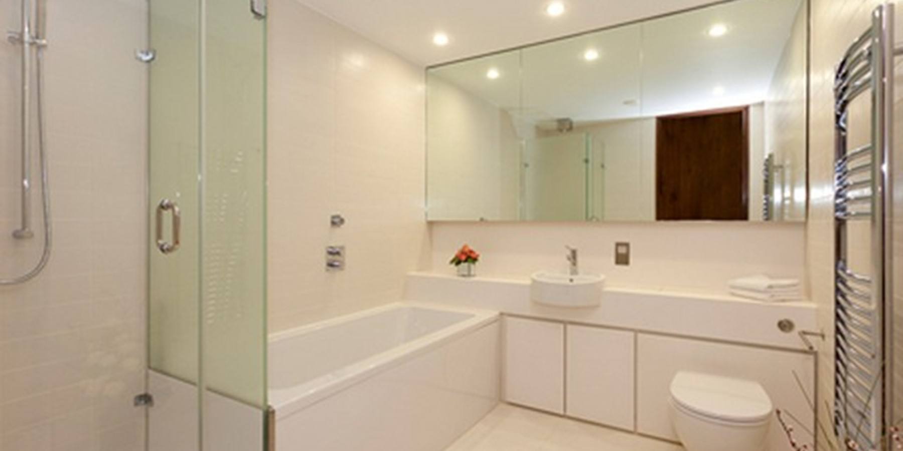 covent garden st martins bathroom