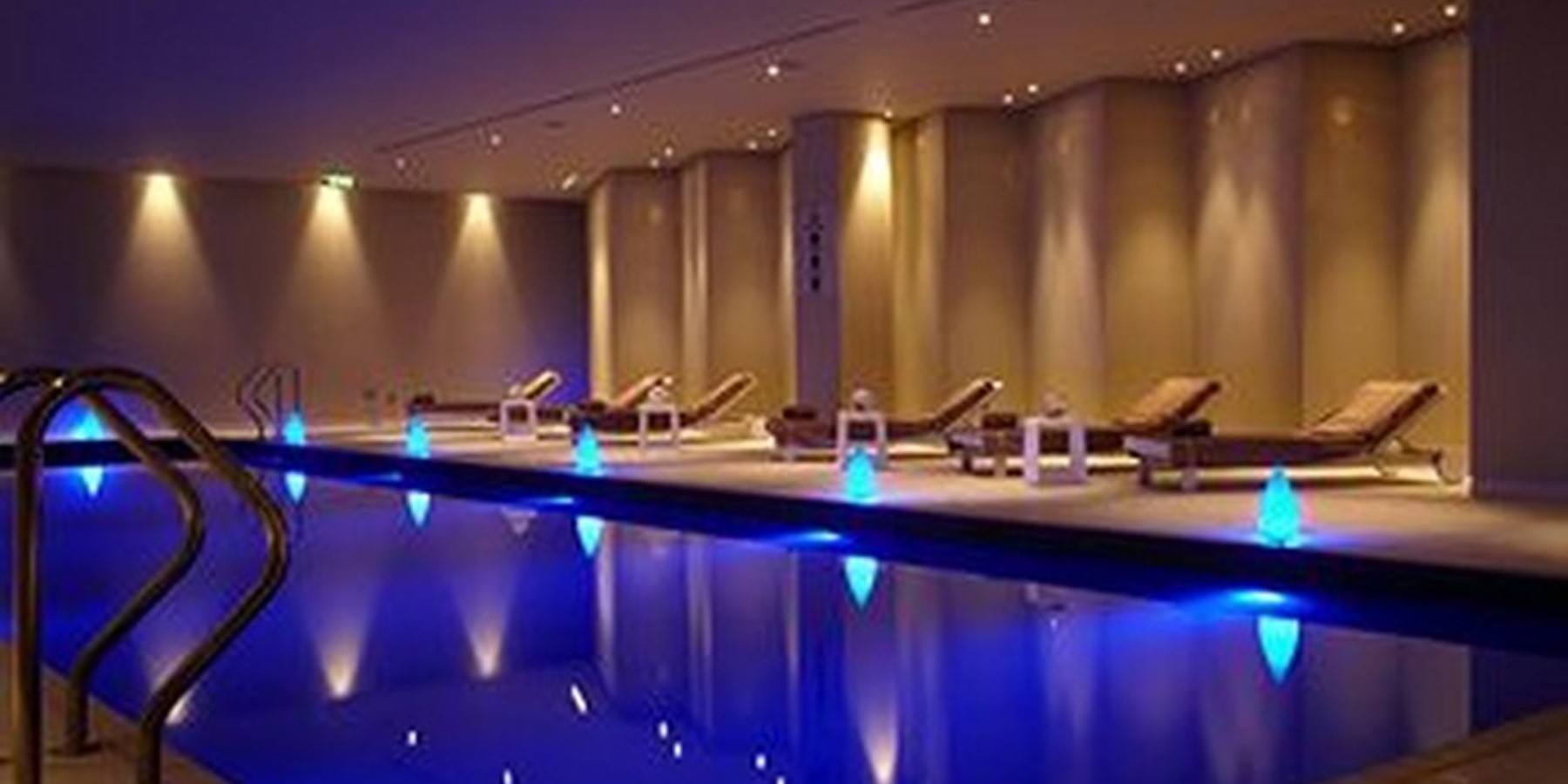 park plaza swimming pool