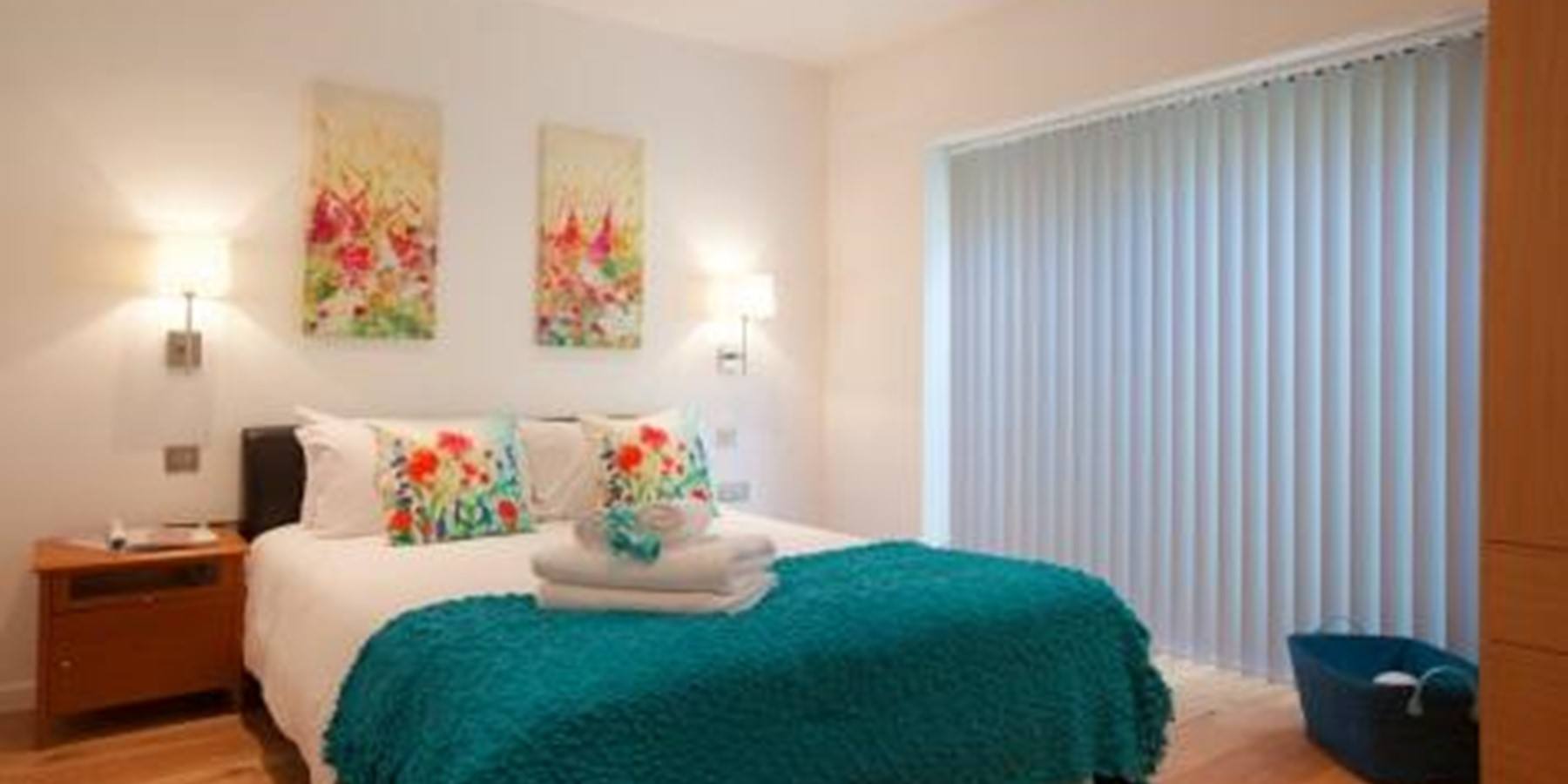 miles place double bedroom