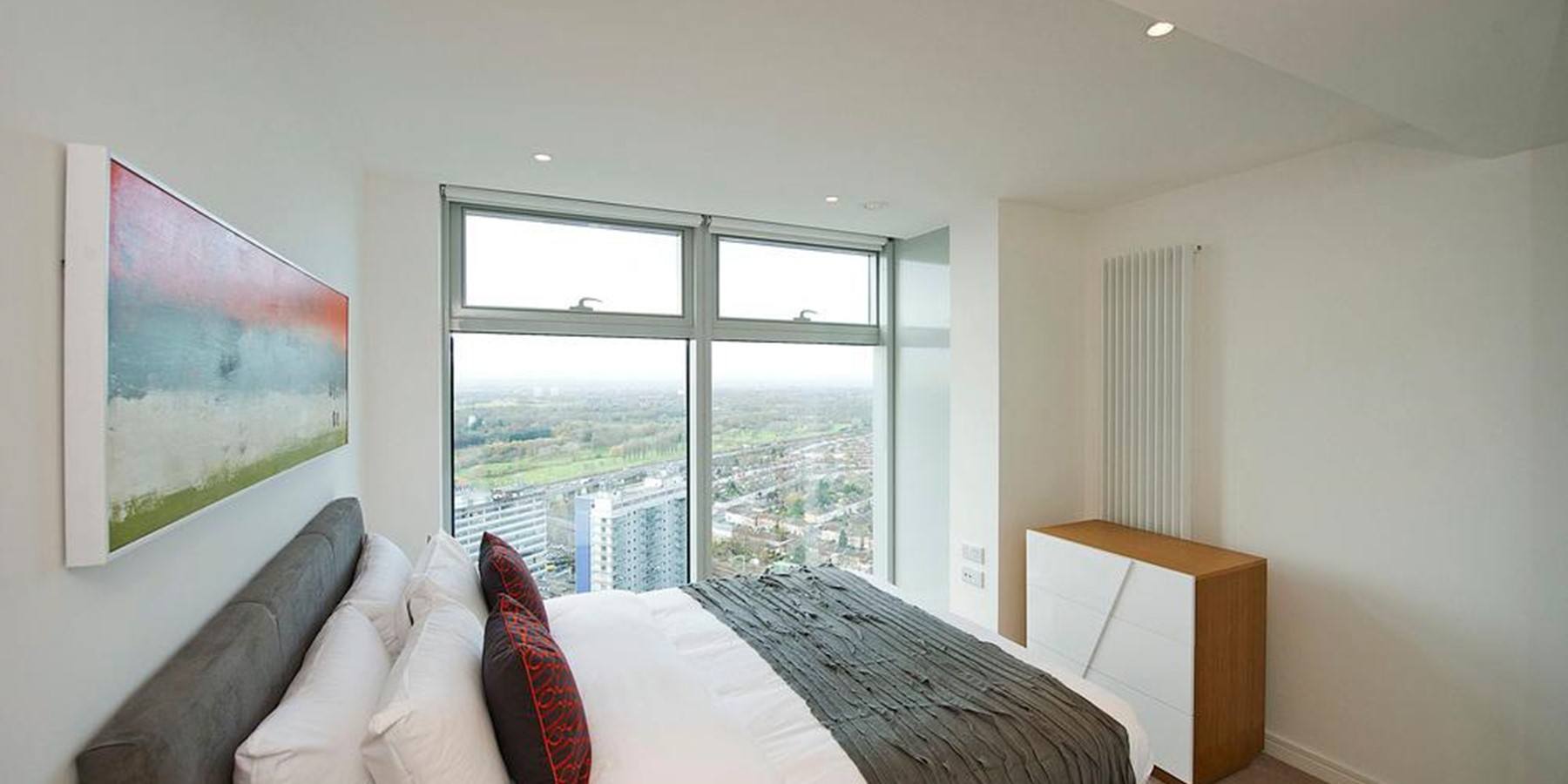 Stratford bedroom with views