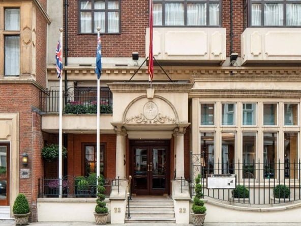 capital hotel knightsbridge facade