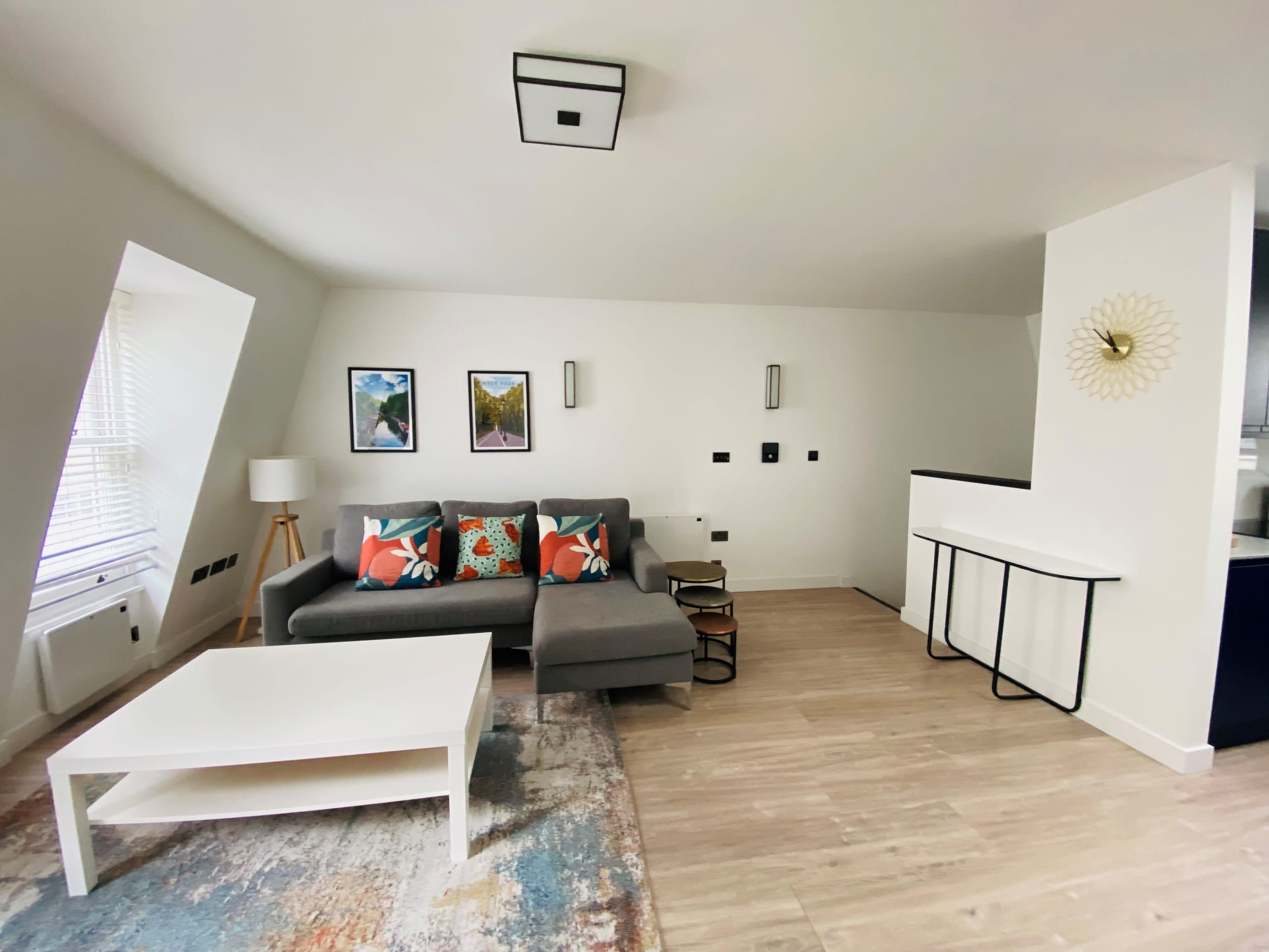 St Christopher's Place / James Street lounge