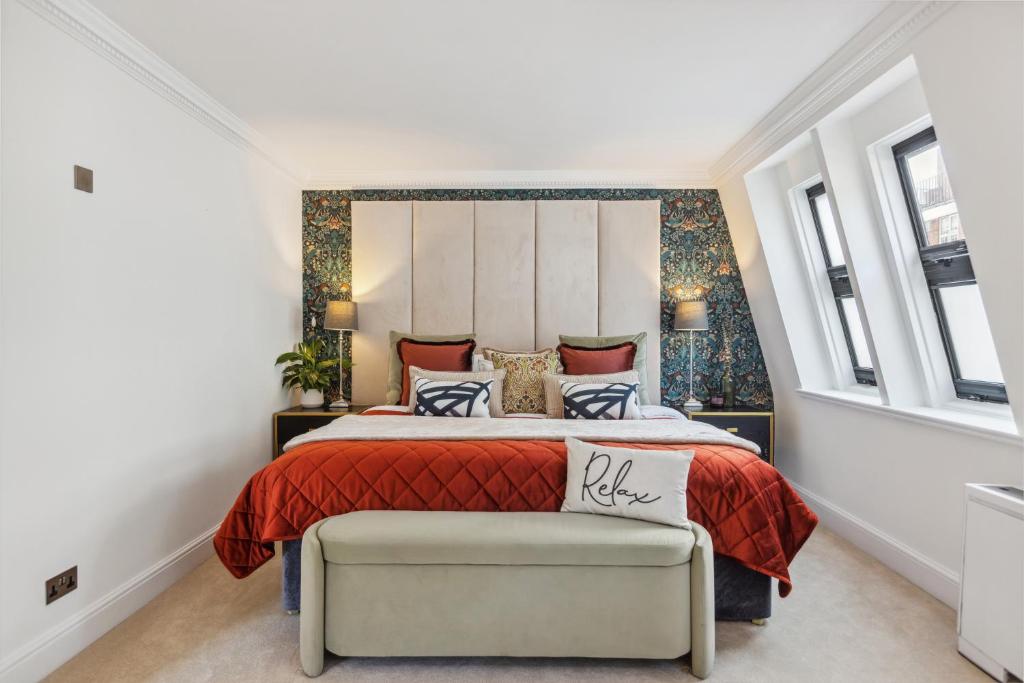 Mayfair House Apartments