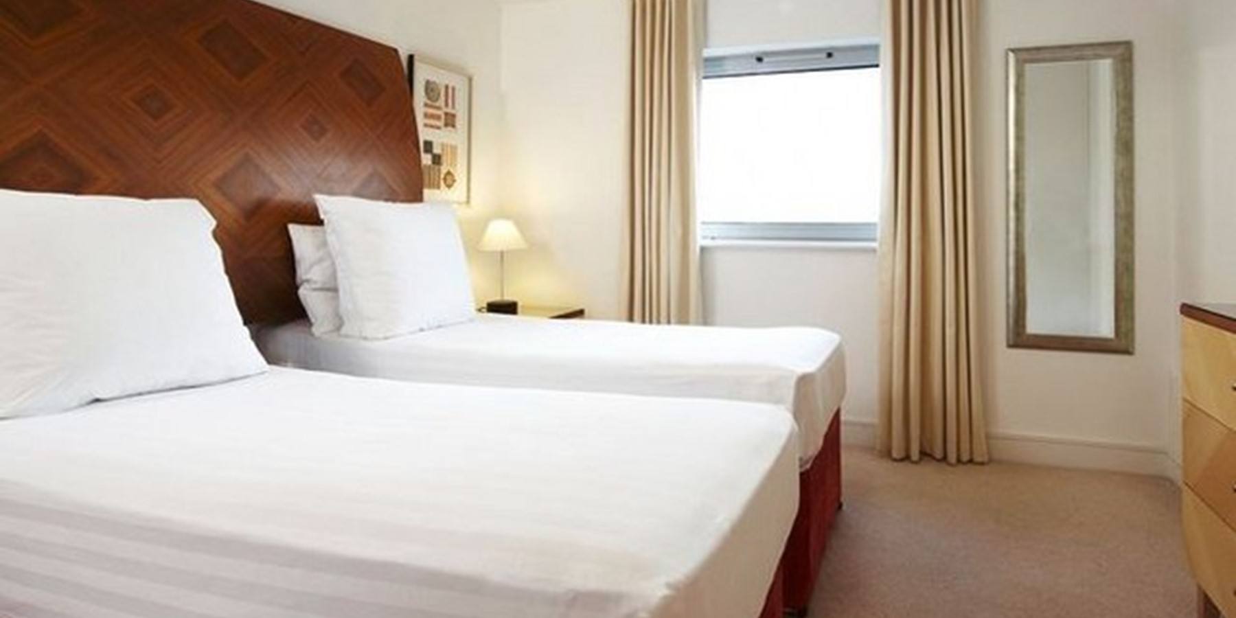 Marlin Stratford twin bedroom