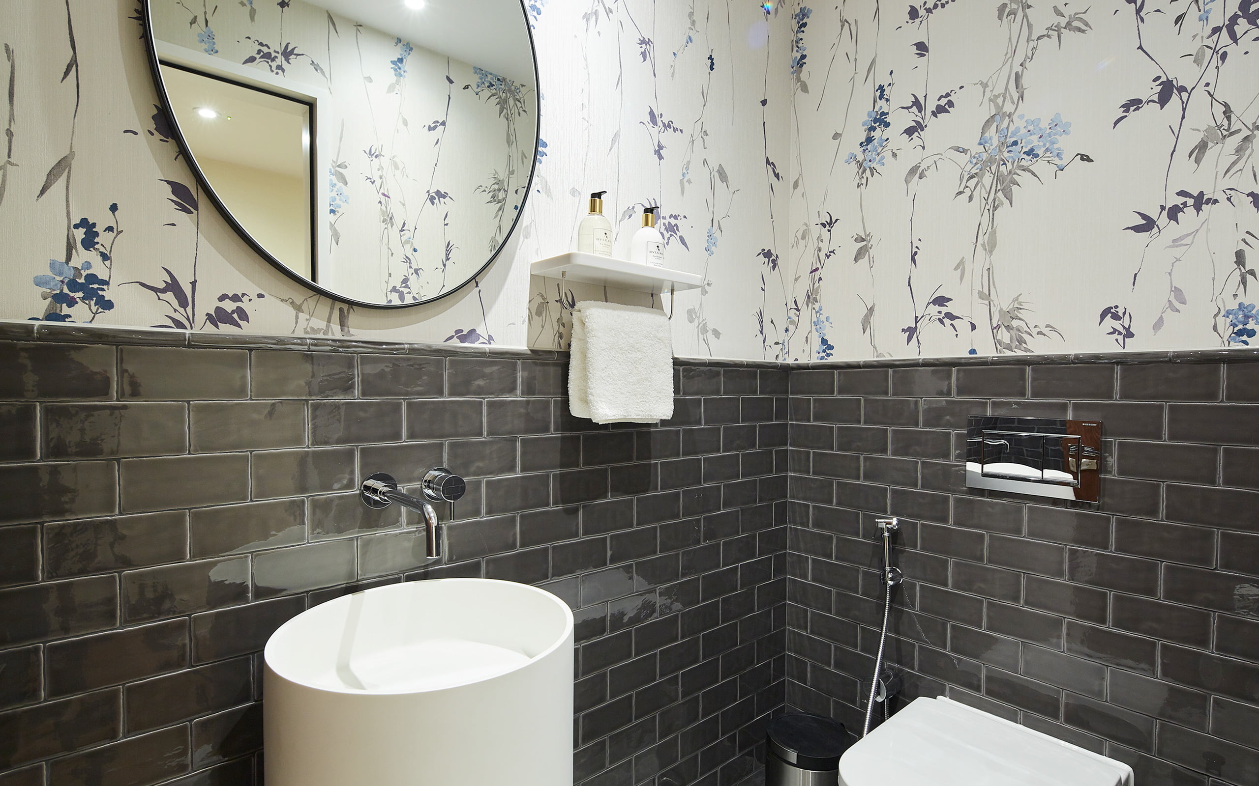 Cheval Gloucester Park Penthouse Cloakroom