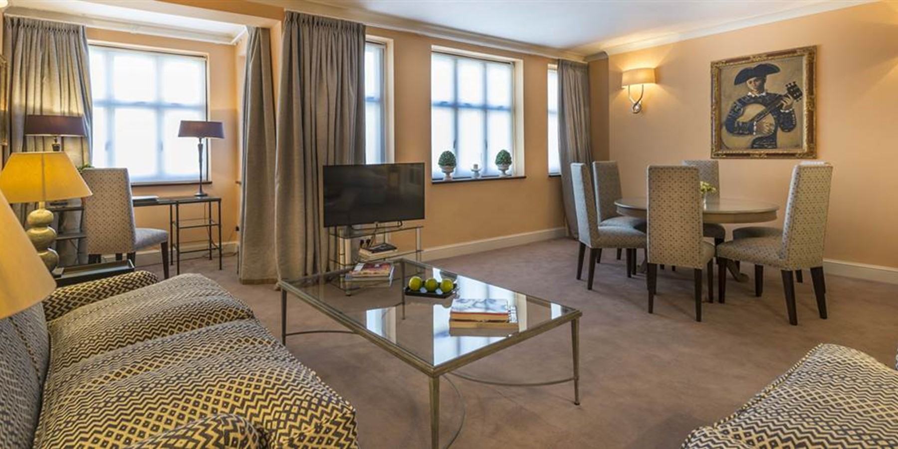 capital hotel apartment living room