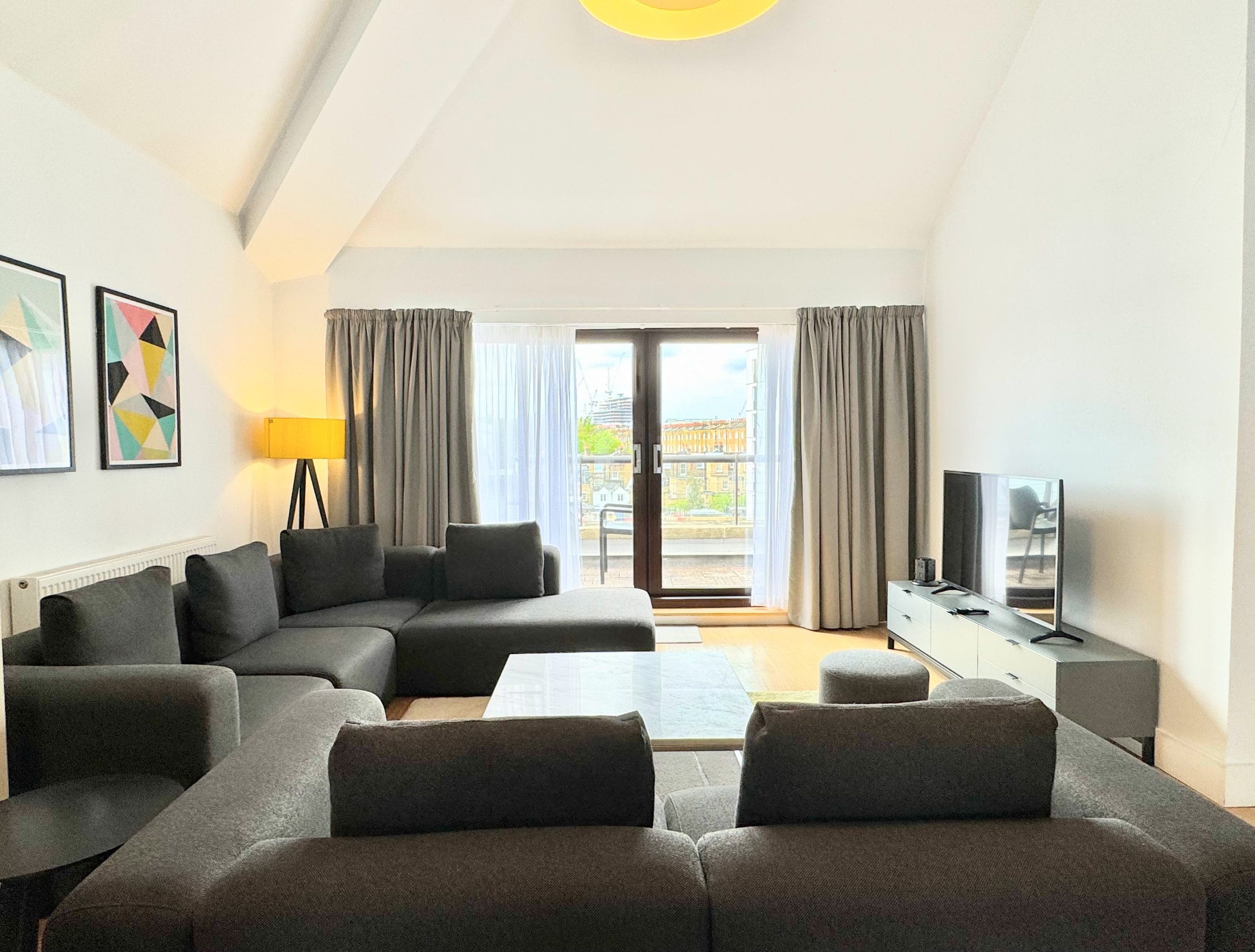 Monarch House Apartments