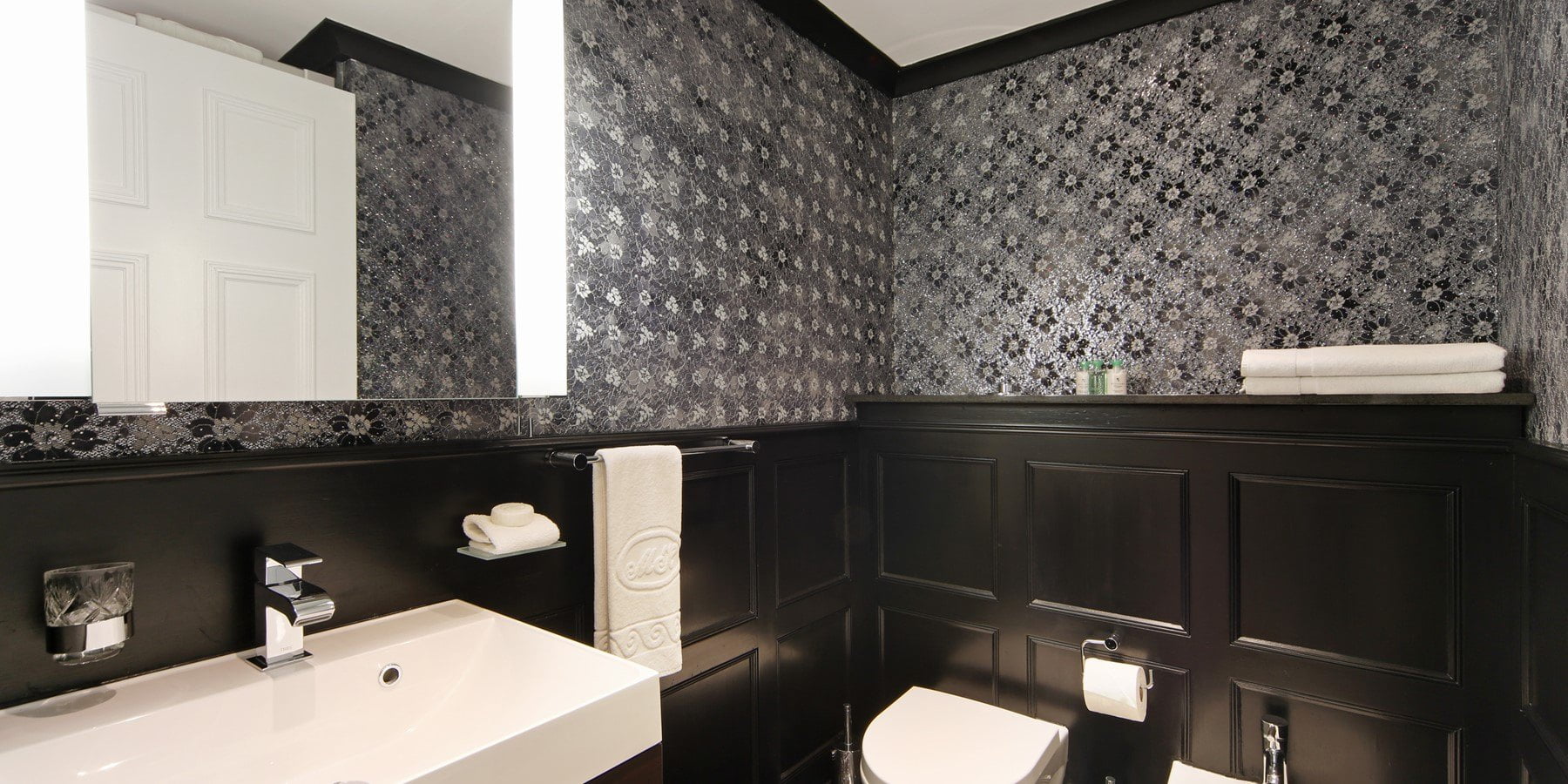 mayfair house bathroom