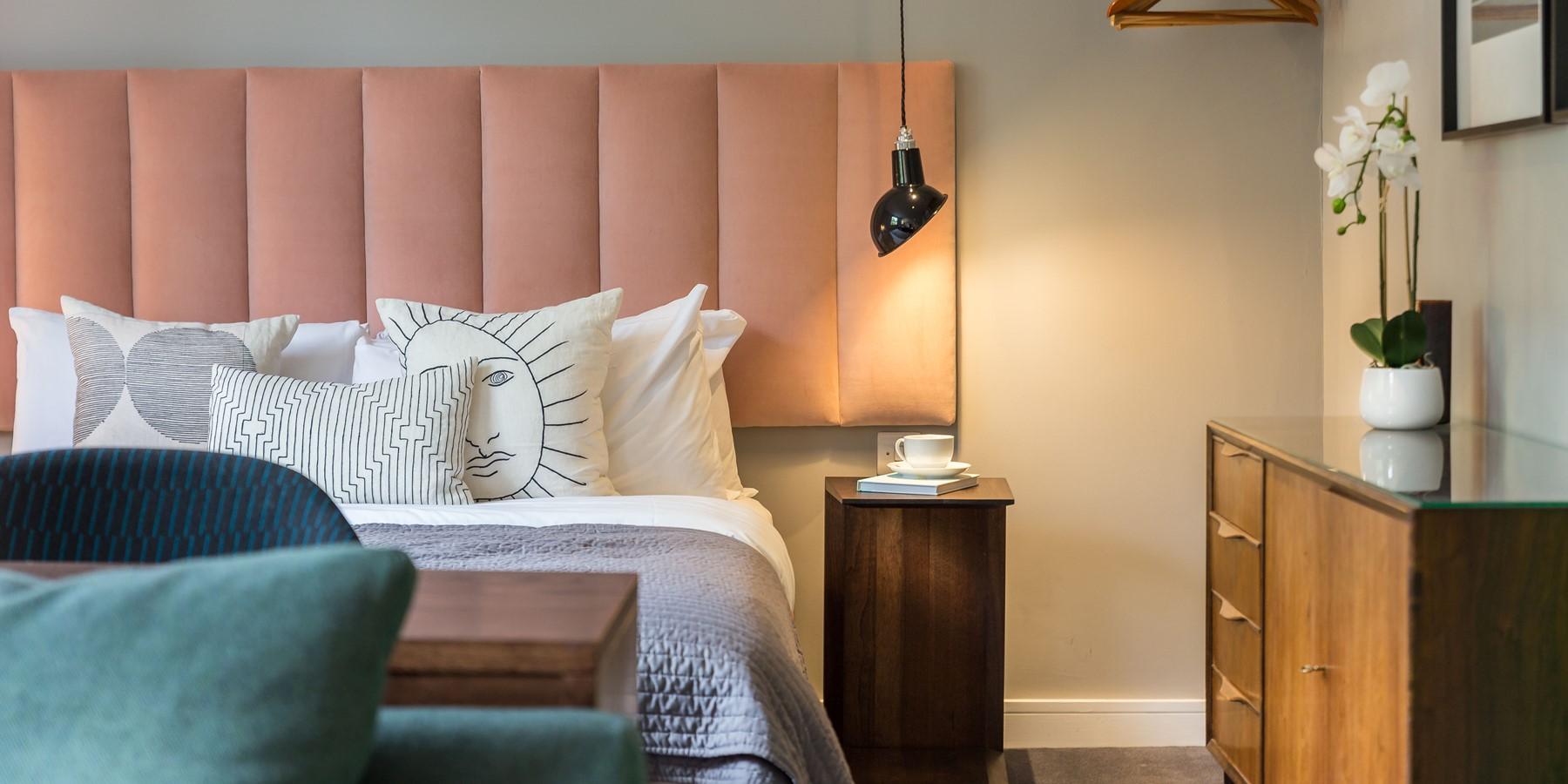 sussex gardens bedroom