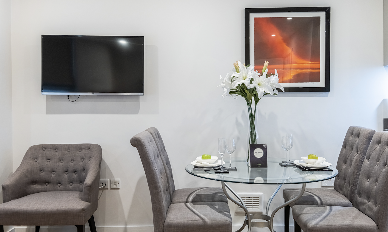 LAK Ashburn Gardens Luxury Apartments dining
