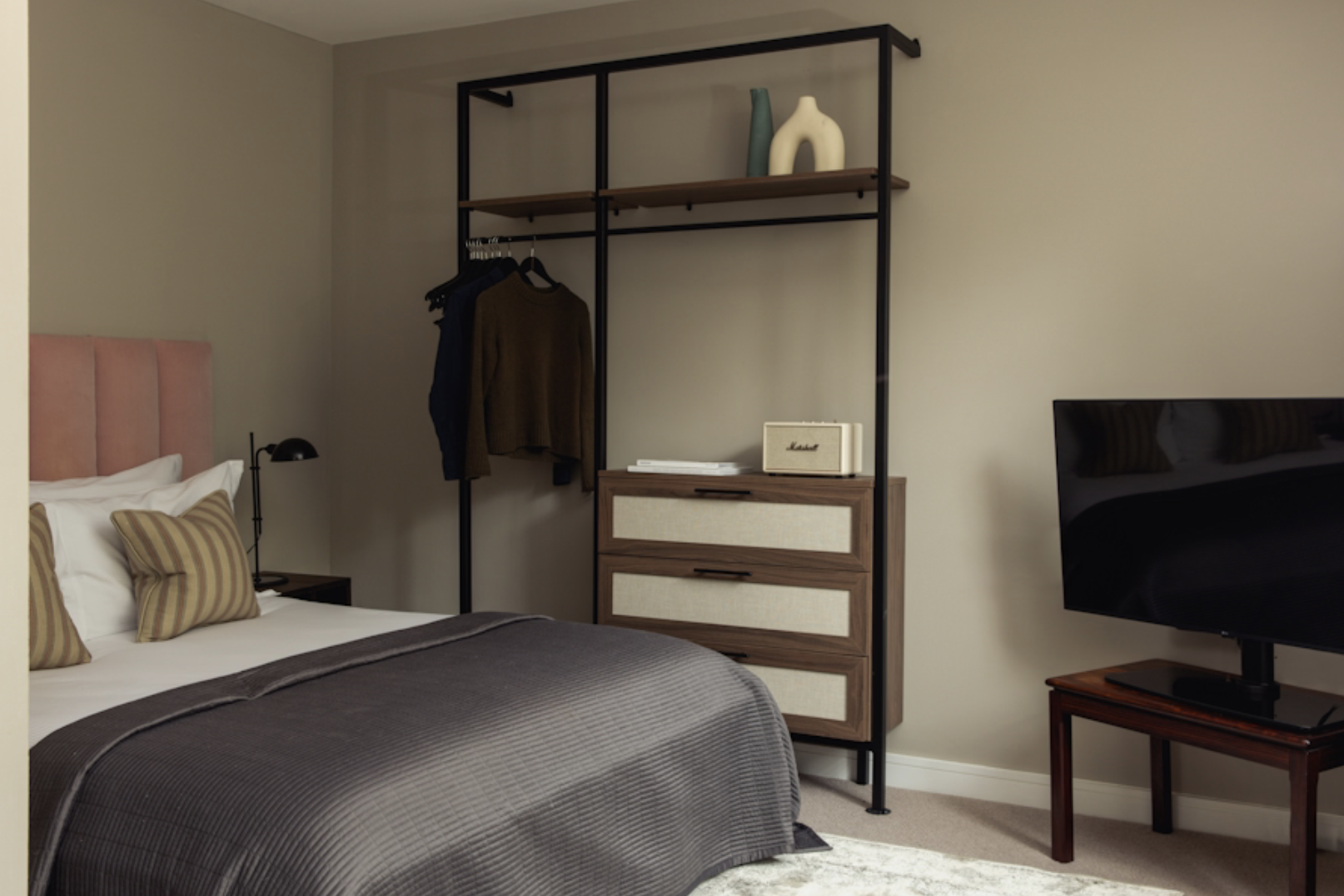 Native Hyde Park Sussex Gardens