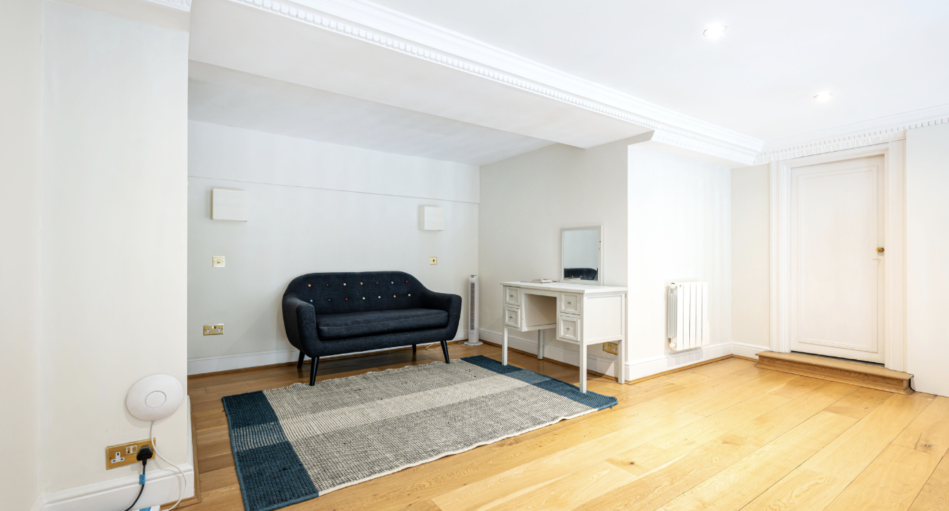 Queensgate Court Kensington