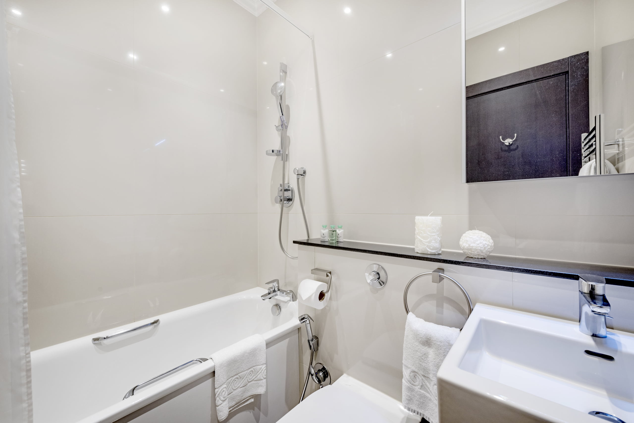 130 Queen's Gate Apartments