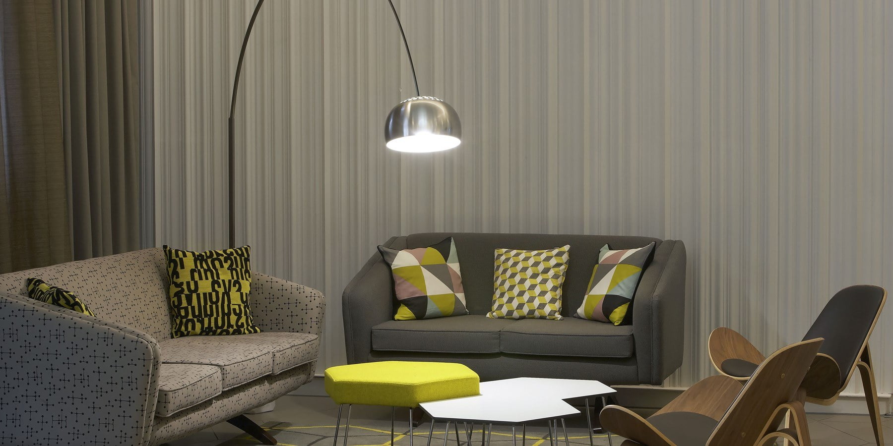 citadines trafalgar square reception