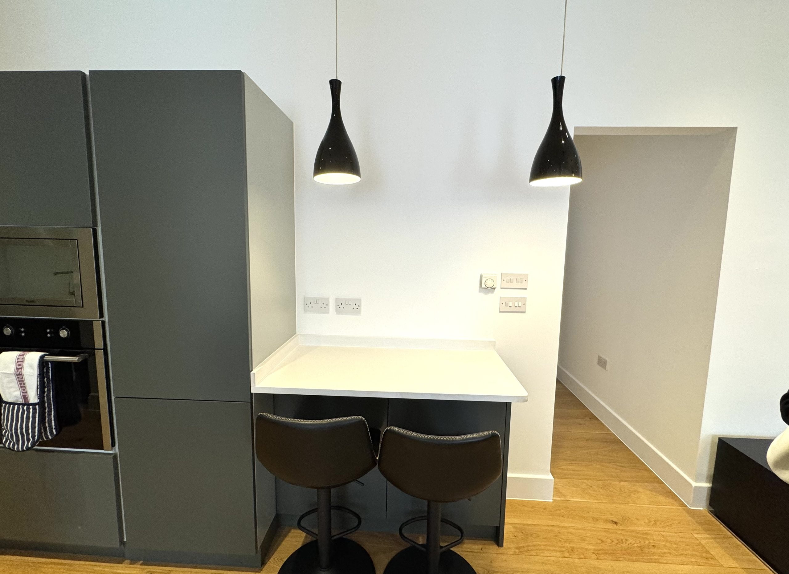 Buckingham Palaces Residences Table Desk