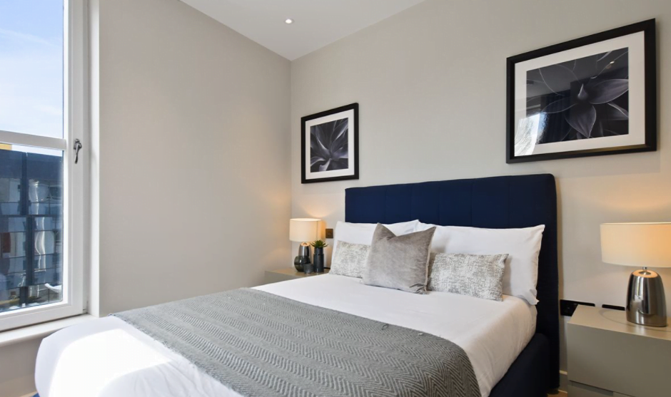 Vauxhall Bridge Road by Q Apartments