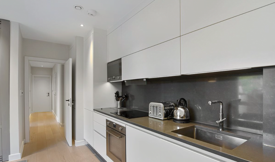 Vauxhall Bridge Road by Q Apartments