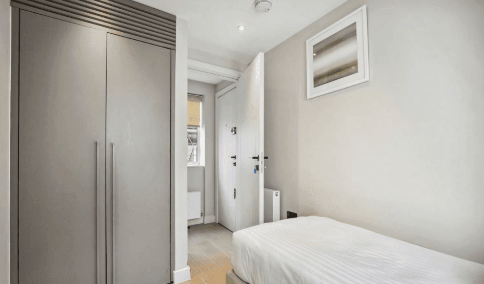 Buckingham Palace Residences by Q Apartments Single bedroom