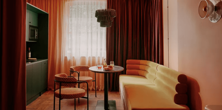 Ember Locke Kensington