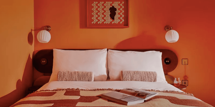 Ember Locke Kensington