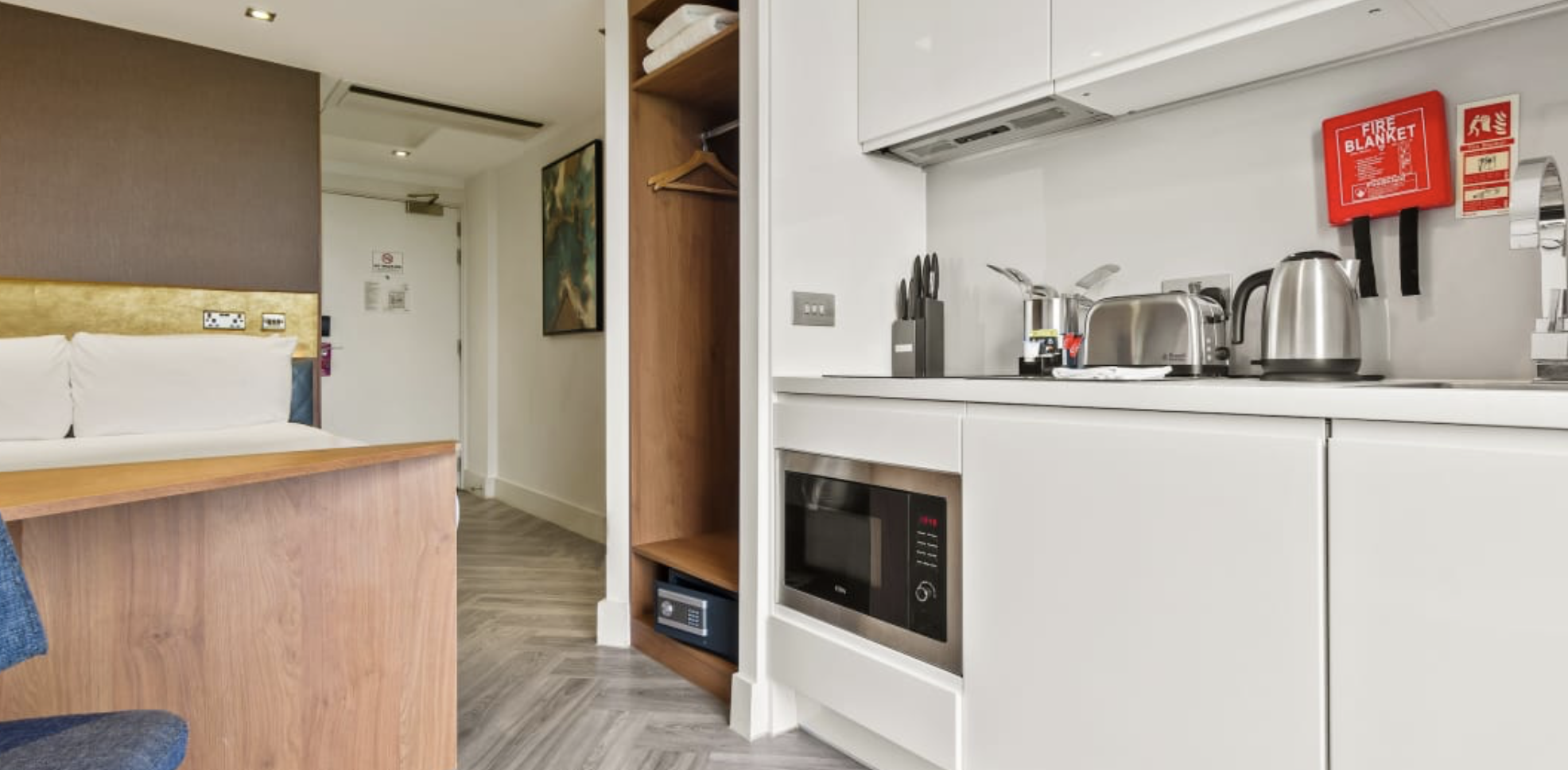 Roomzzz London Stratford