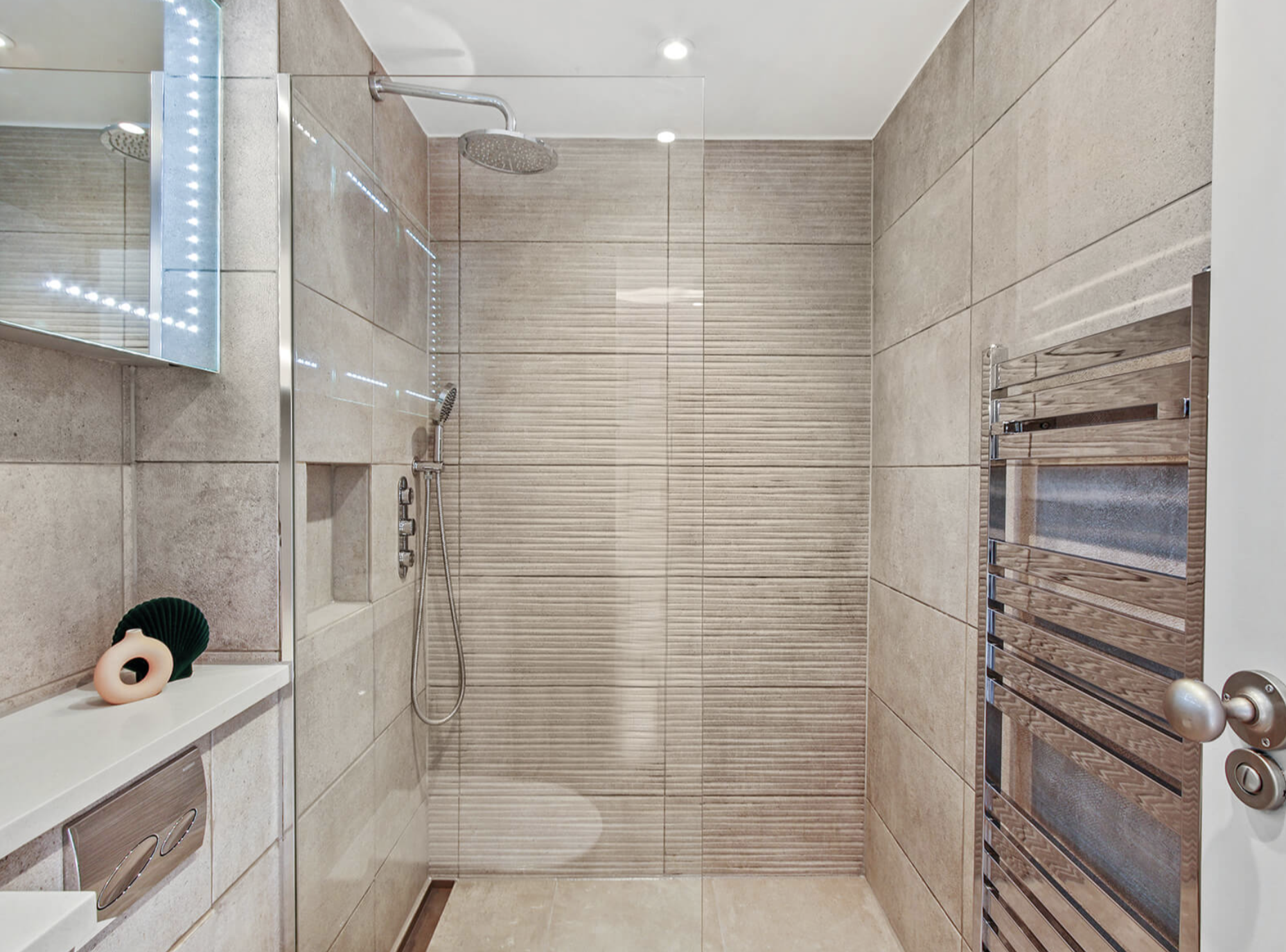 Cleveland Street by Aeria Apartments