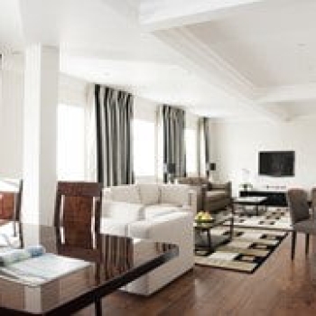 130 Queen's Gate Apartments