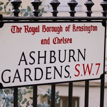Ashburn Gardens SW7 sign